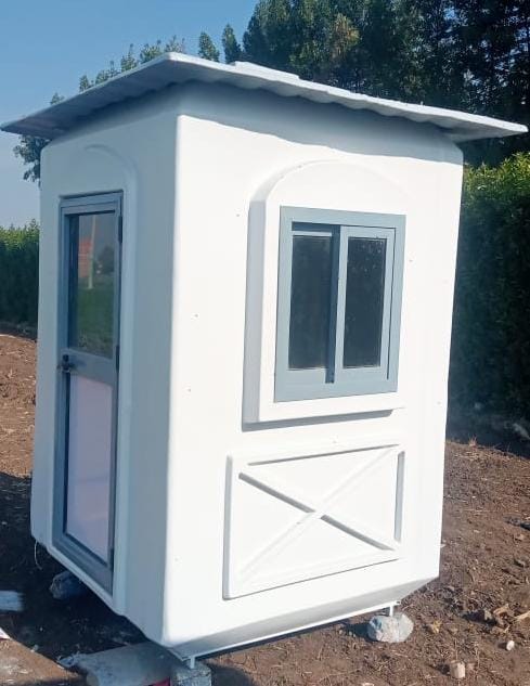 كشك حراسة / حمام متنقل