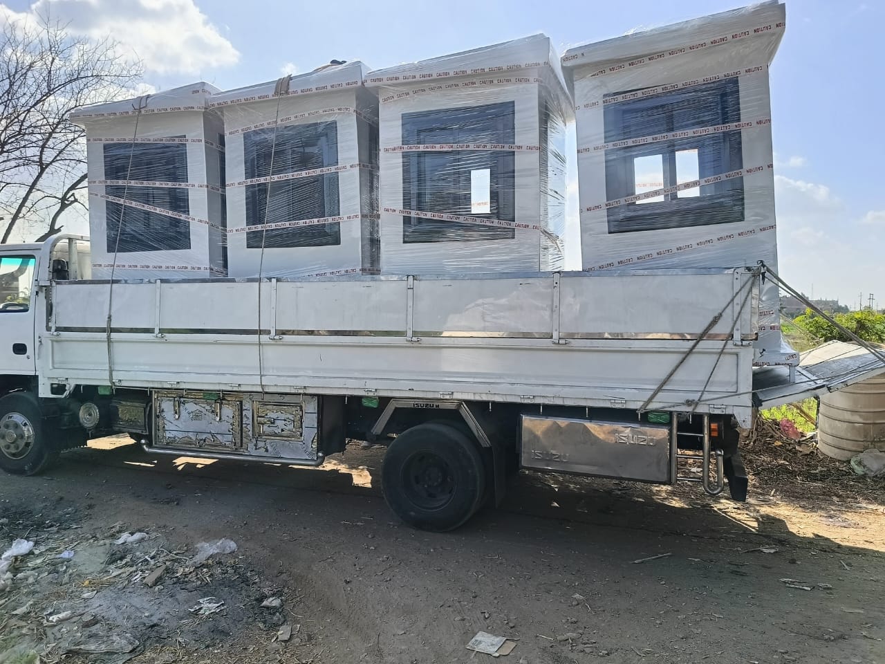 كشك حراسة / حمام متنقل