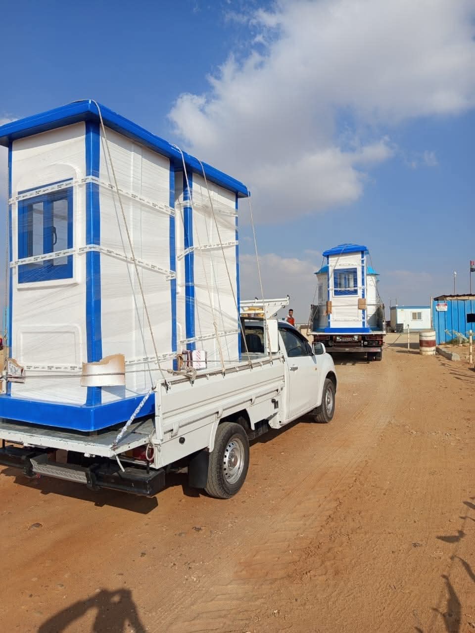 كشك حراسة / حمام متنقل