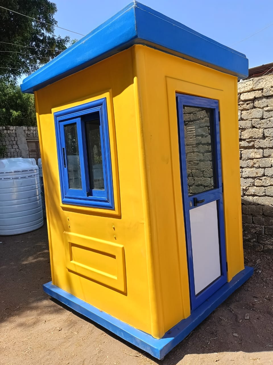 كشك حراسة / حمام متنقل