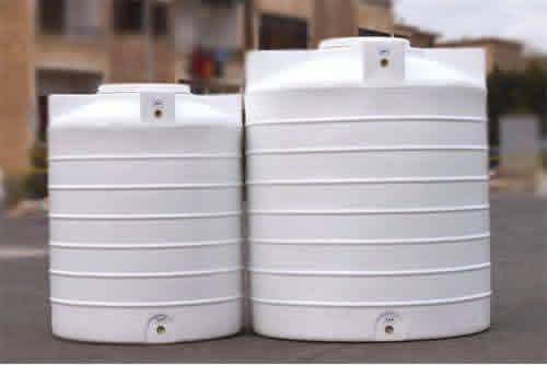 خزان مياه رأسي