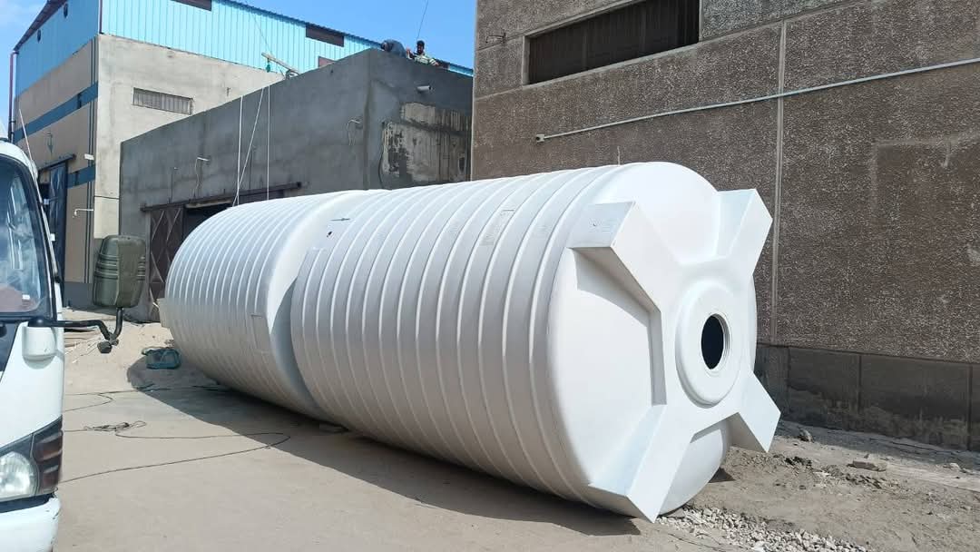 خزان مياه رأسي