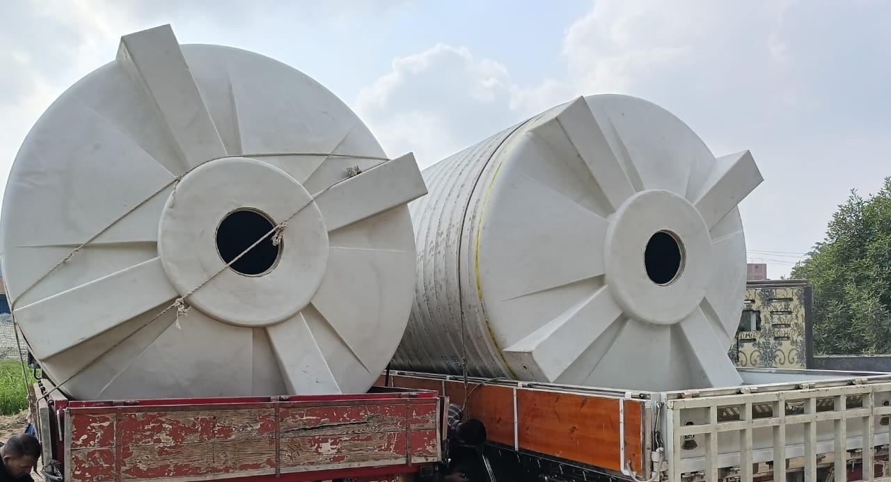 خزان مياه رأسي